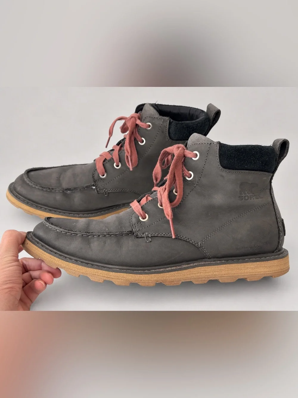 Sorel Men's Madson II Moc Toe Distressed Lace Up Outdoor Boots Size 10